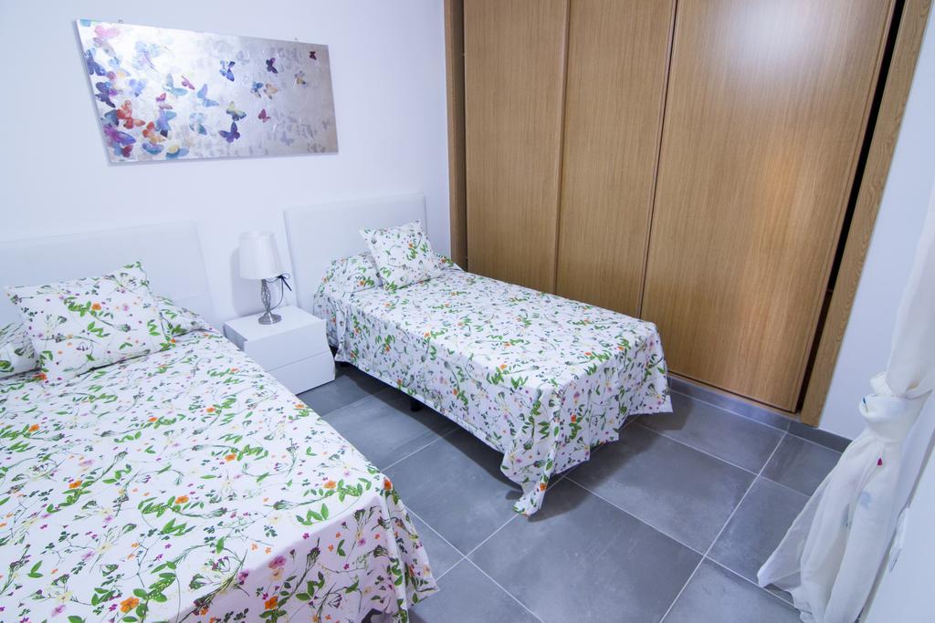 Anju Villas Los Delfines Bravo'S Apartments Corralejo Eksteriør billede