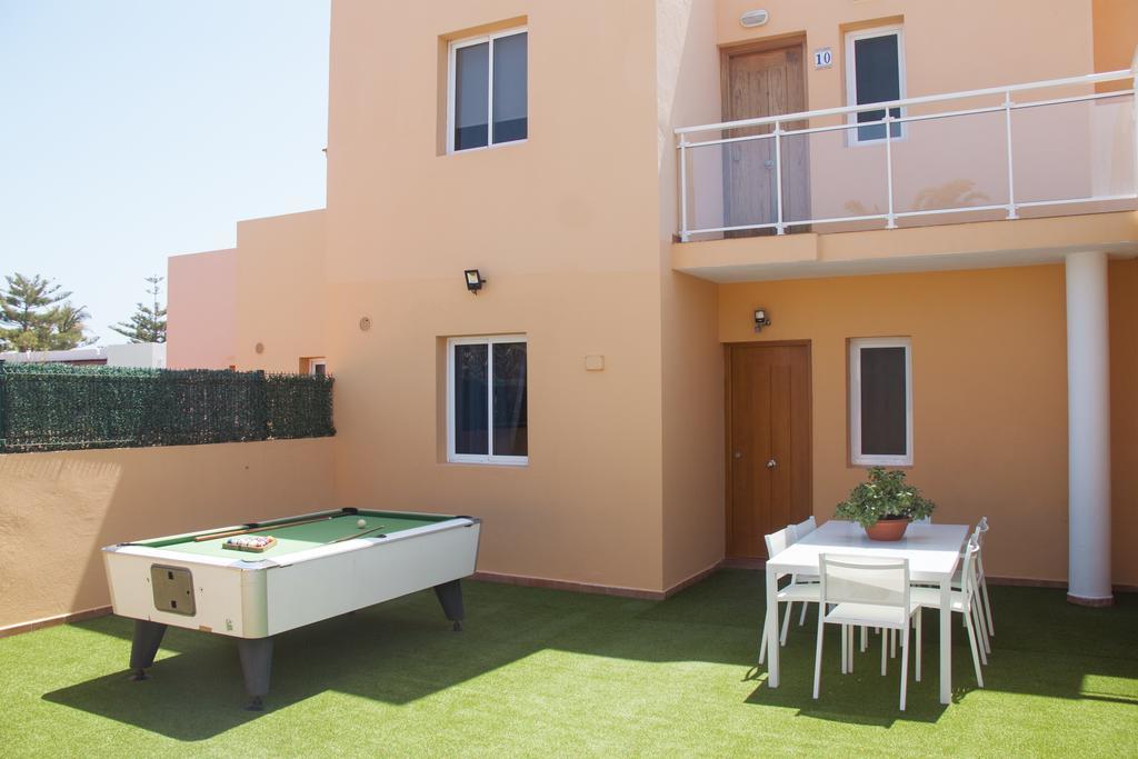 Anju Villas Los Delfines Bravo'S Apartments Corralejo Eksteriør billede